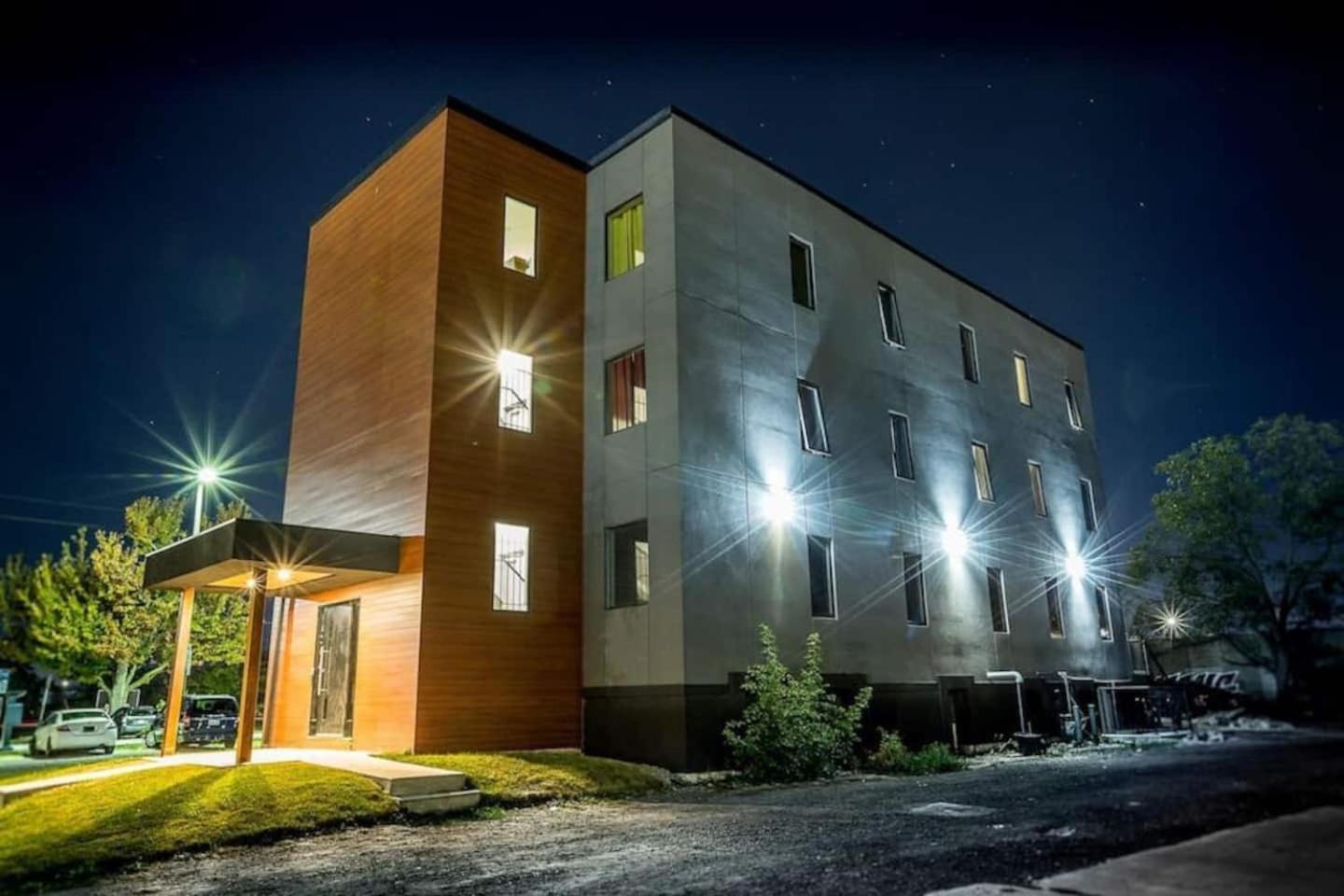 尼亚加拉瀑布城Fallsview Boutique 2Bd 1B公寓 外观 照片